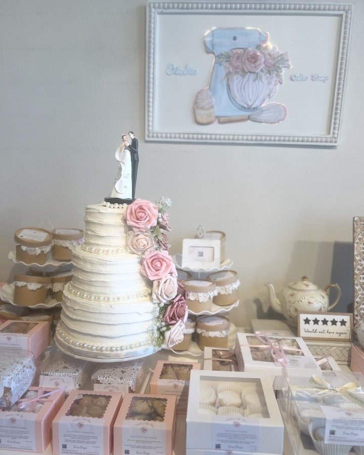 Birdie Cake Shop gallery 3