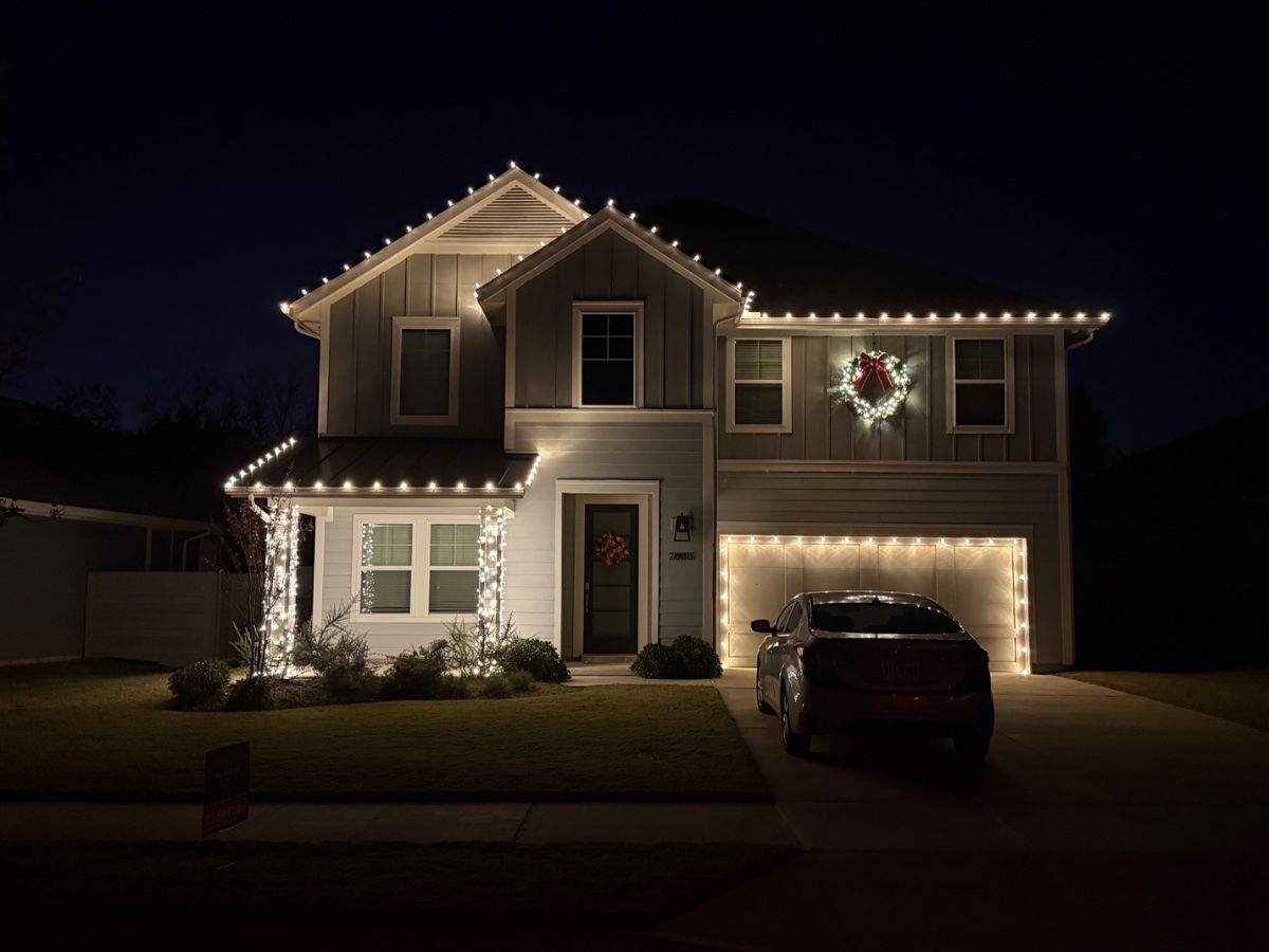 Rooftop Holiday Lighting gallery 4