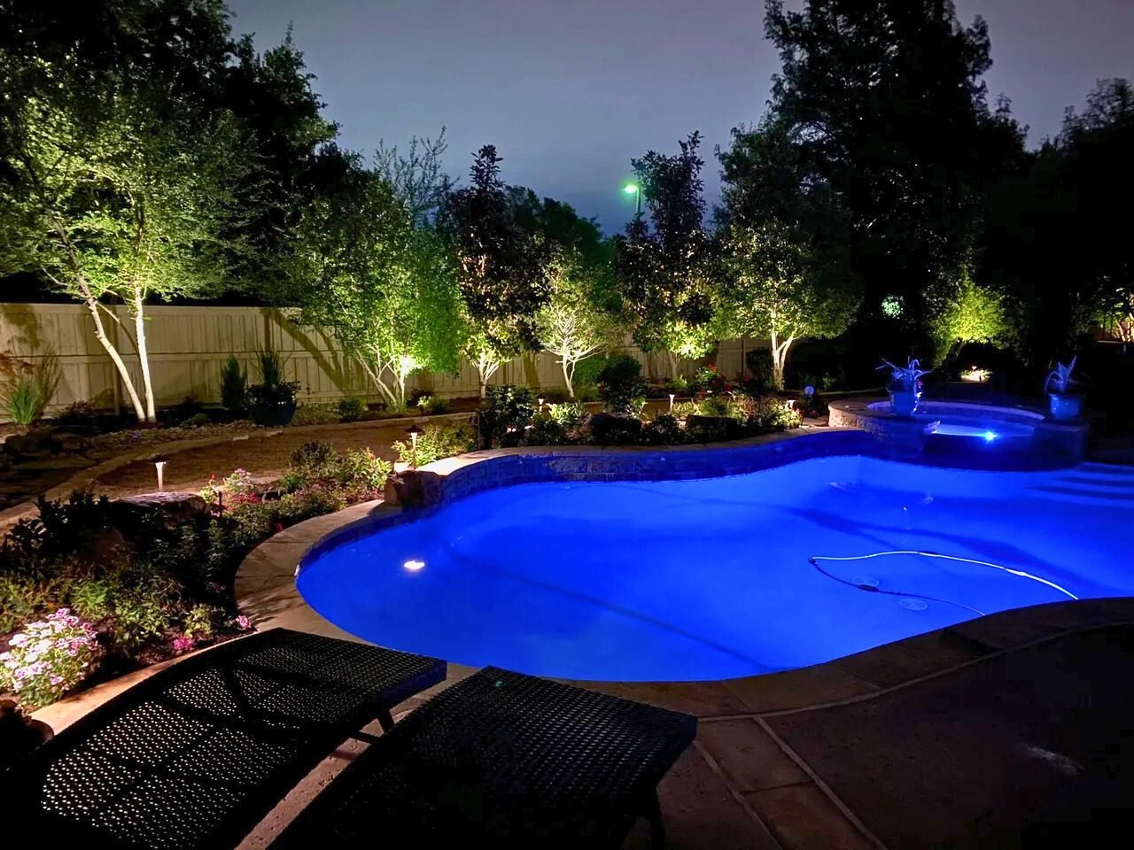 Hybrid Landscape Lighting