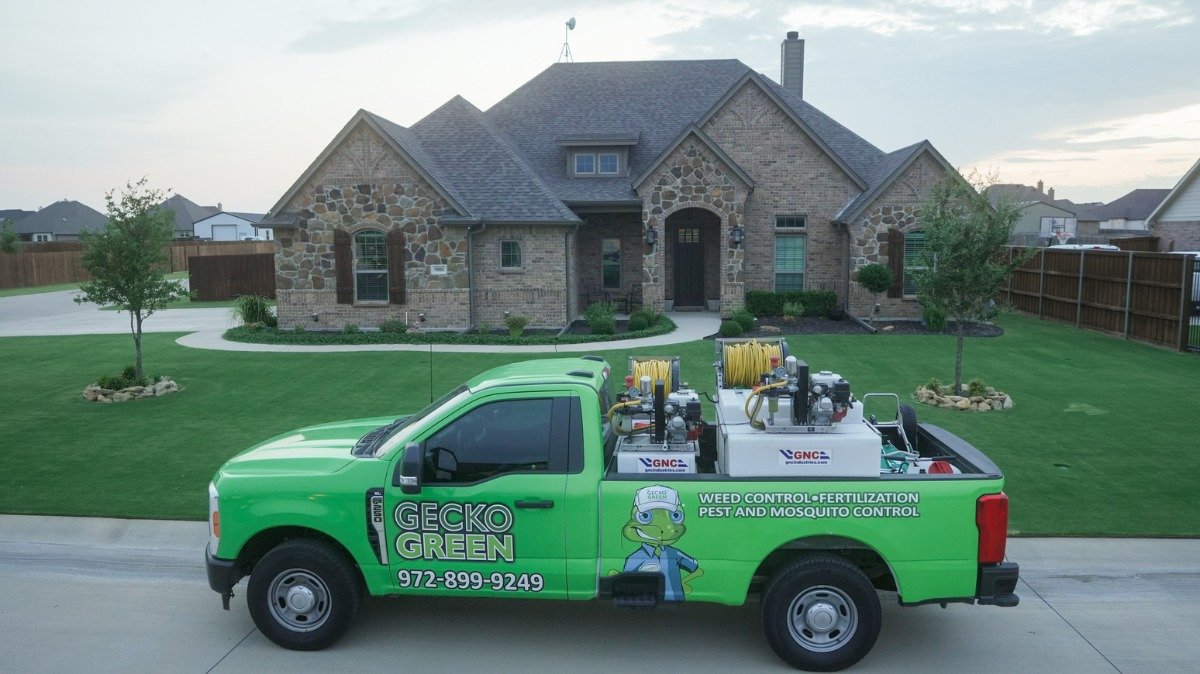 Gecko Green Lawn Care gallery 4
